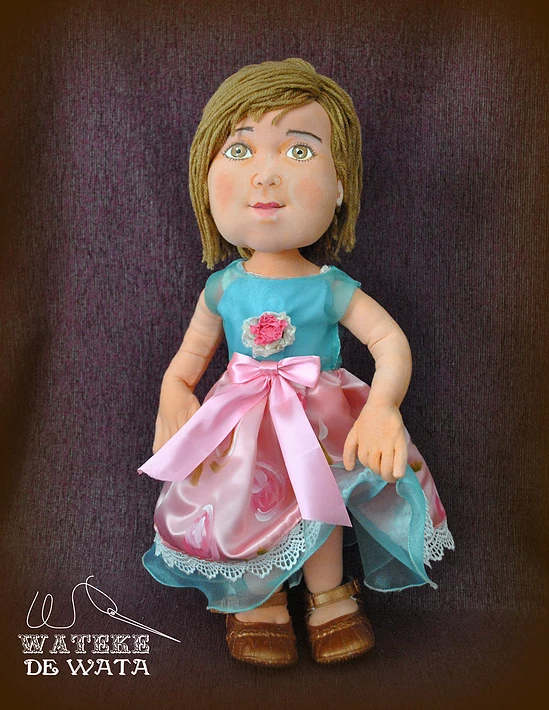 muñecos personalizados para bebes, con tu cara y vestidos, juguetes hachos a mano para niños