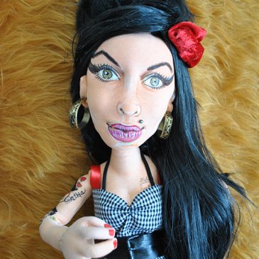 muñeca Amy Winehouse realista hecha a mano